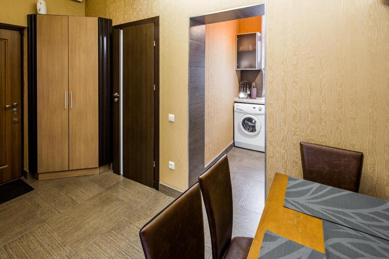 Svobody Avenue 10 Apartment Lviv Bagian luar foto